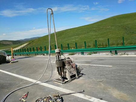 耿马公路地基基础注浆加固